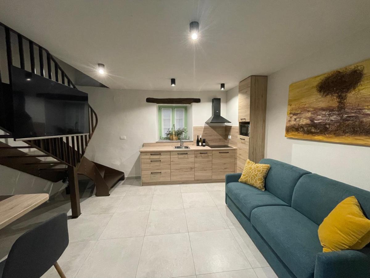 Vila Imenja Smartno Luaran gambar